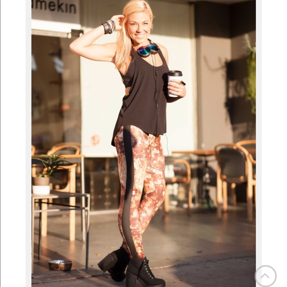 Onzie tuxedo coin drip leggings
